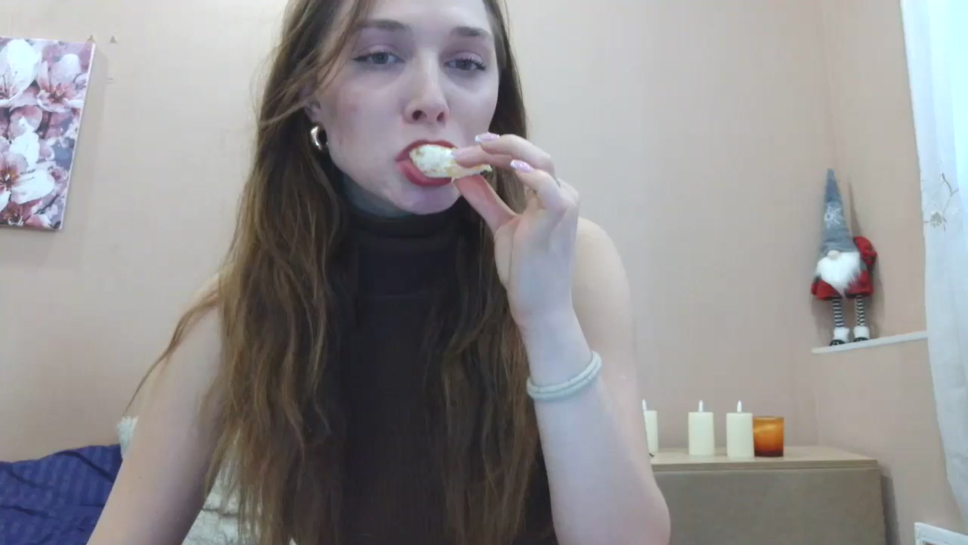 Gallery image thumbnail from HaleyReed's myfreecams stream on, 03/24/2025, 13:39 image 1 of 20
