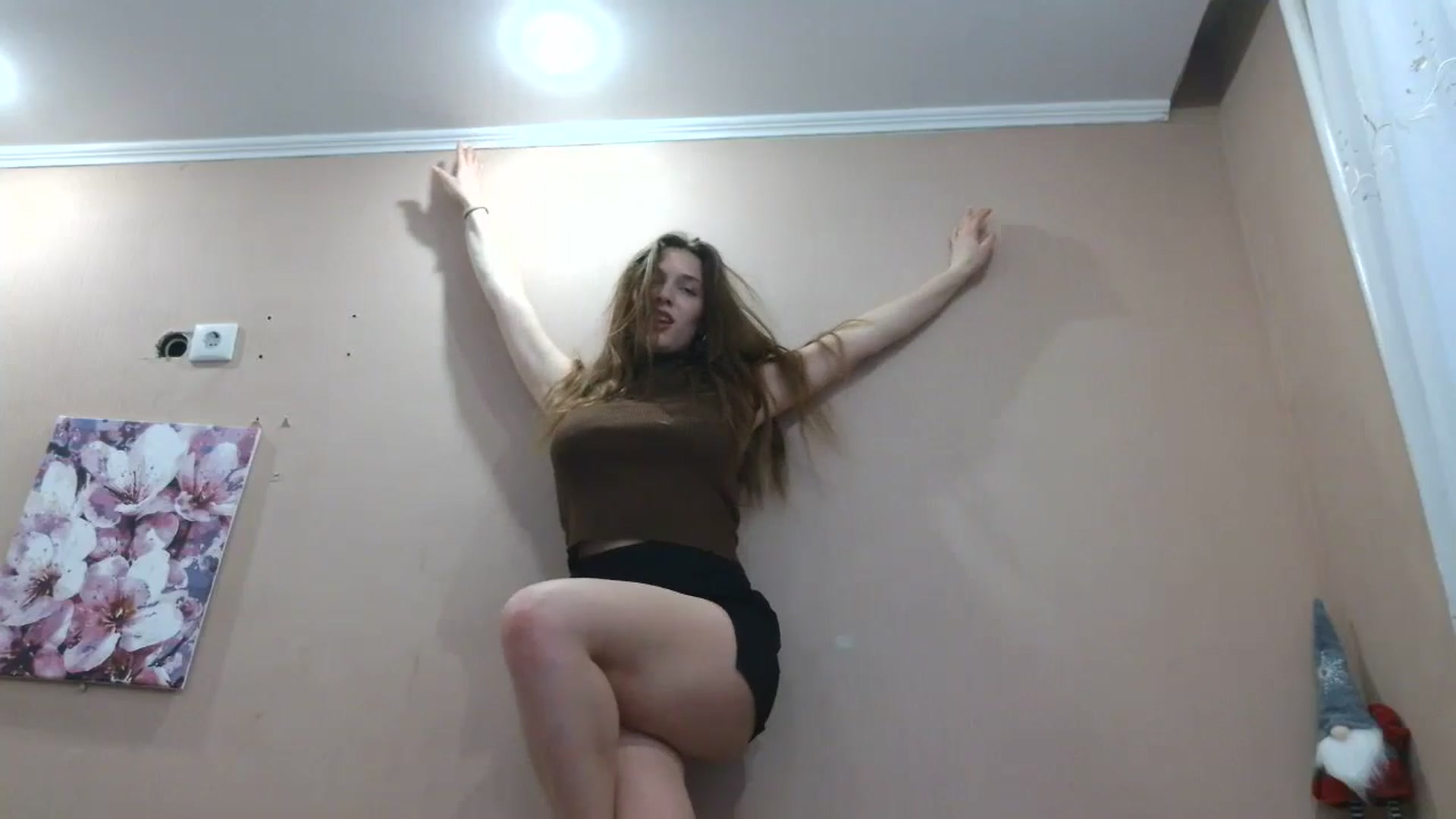 Gallery image thumbnail from HaleyReed's myfreecams stream on, 03/24/2025, 15:02 image 4 of 20