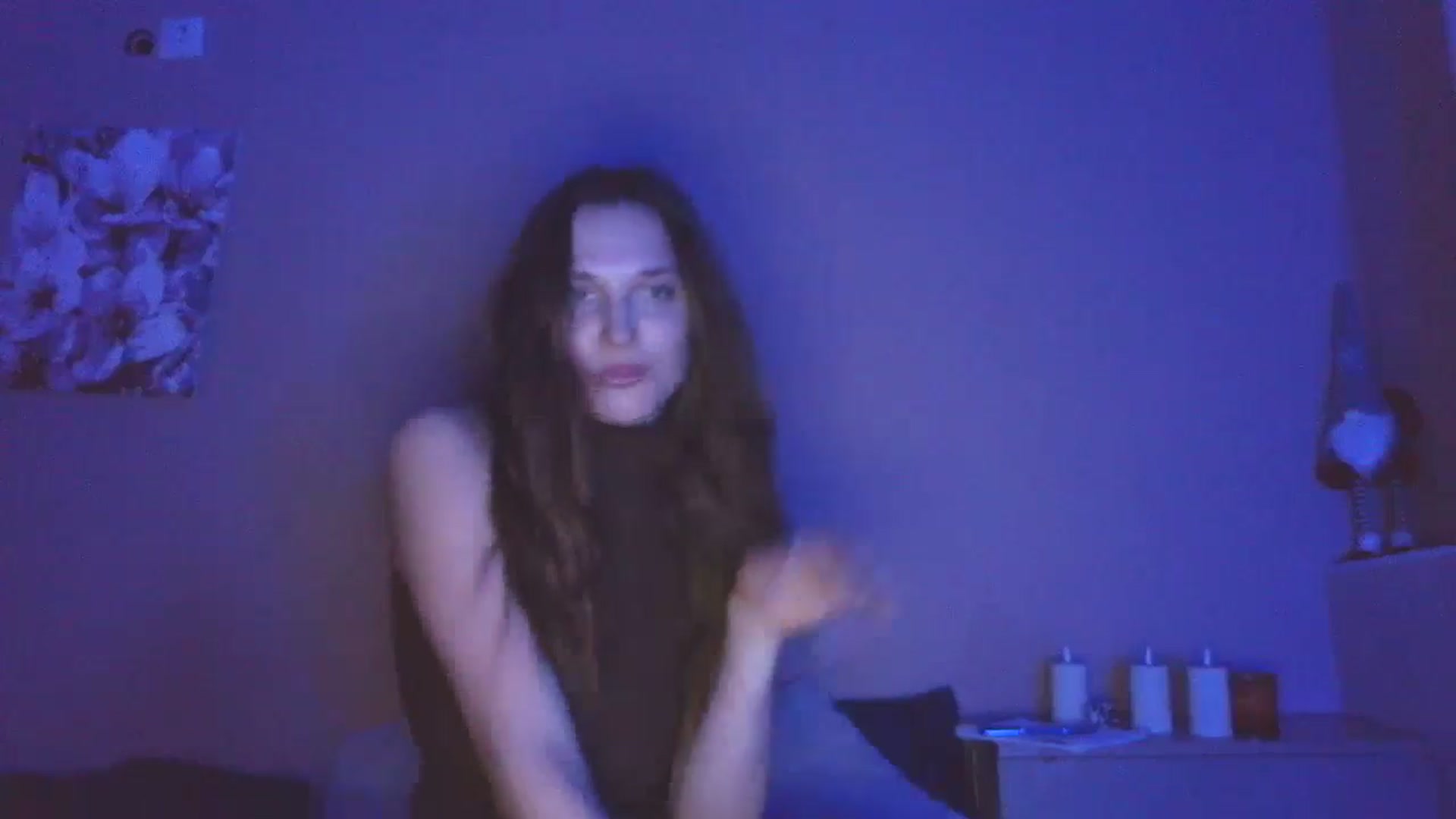 Gallery image thumbnail from HaleyReed's myfreecams stream on, 03/24/2025, 16:26 image 18 of 20