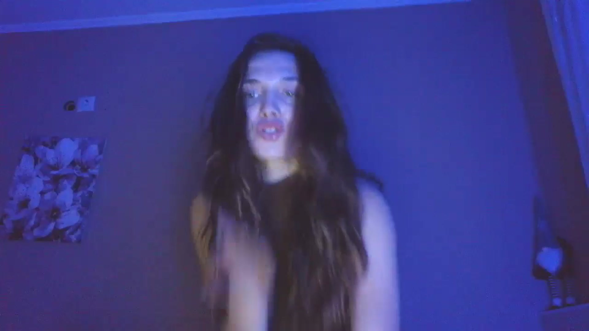 Gallery image thumbnail from HaleyReed's myfreecams stream on, 03/24/2025, 16:26 image 16 of 20