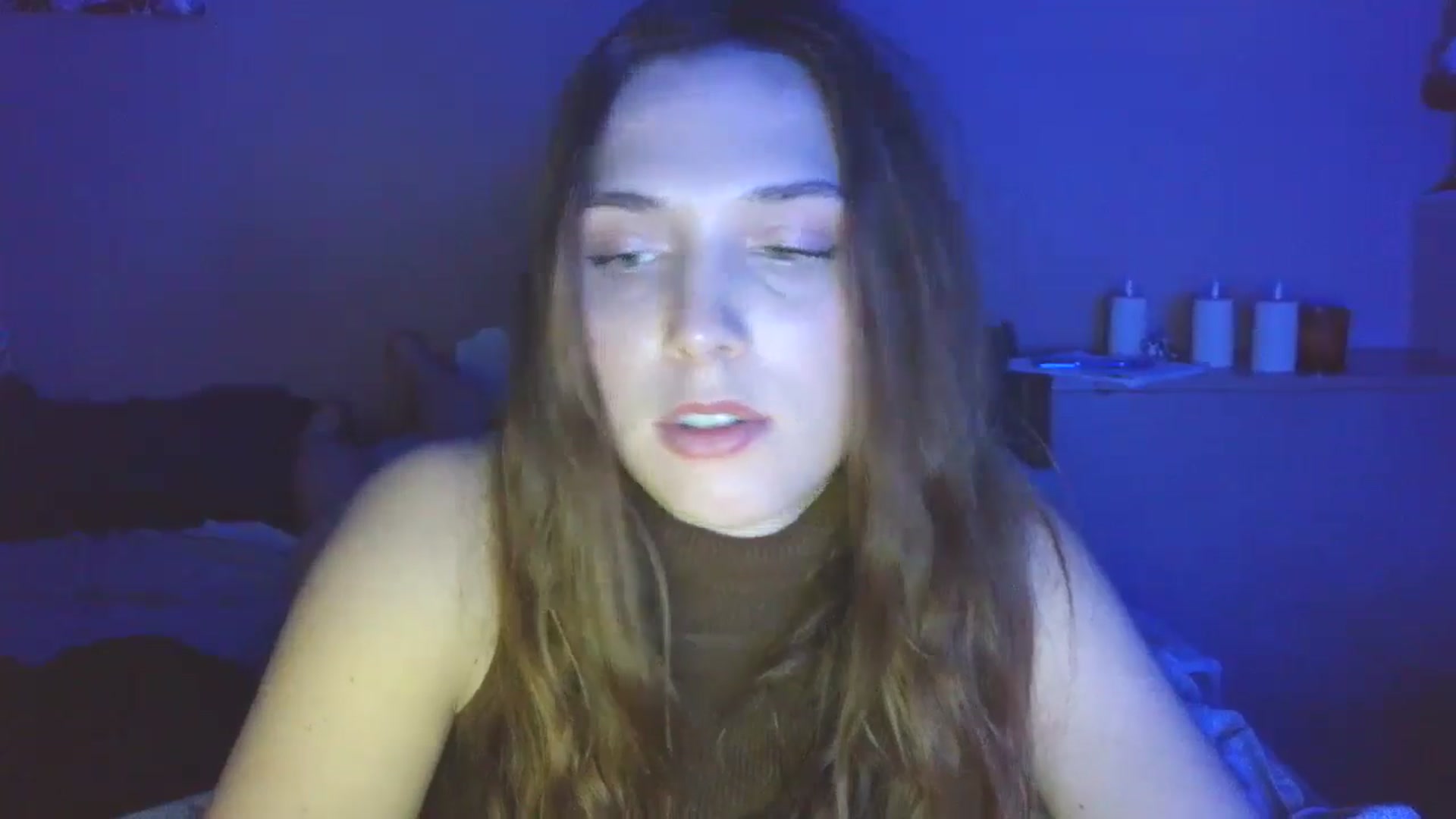 Gallery image thumbnail from HaleyReed's myfreecams stream on, 03/24/2025, 17:03 image 6 of 20