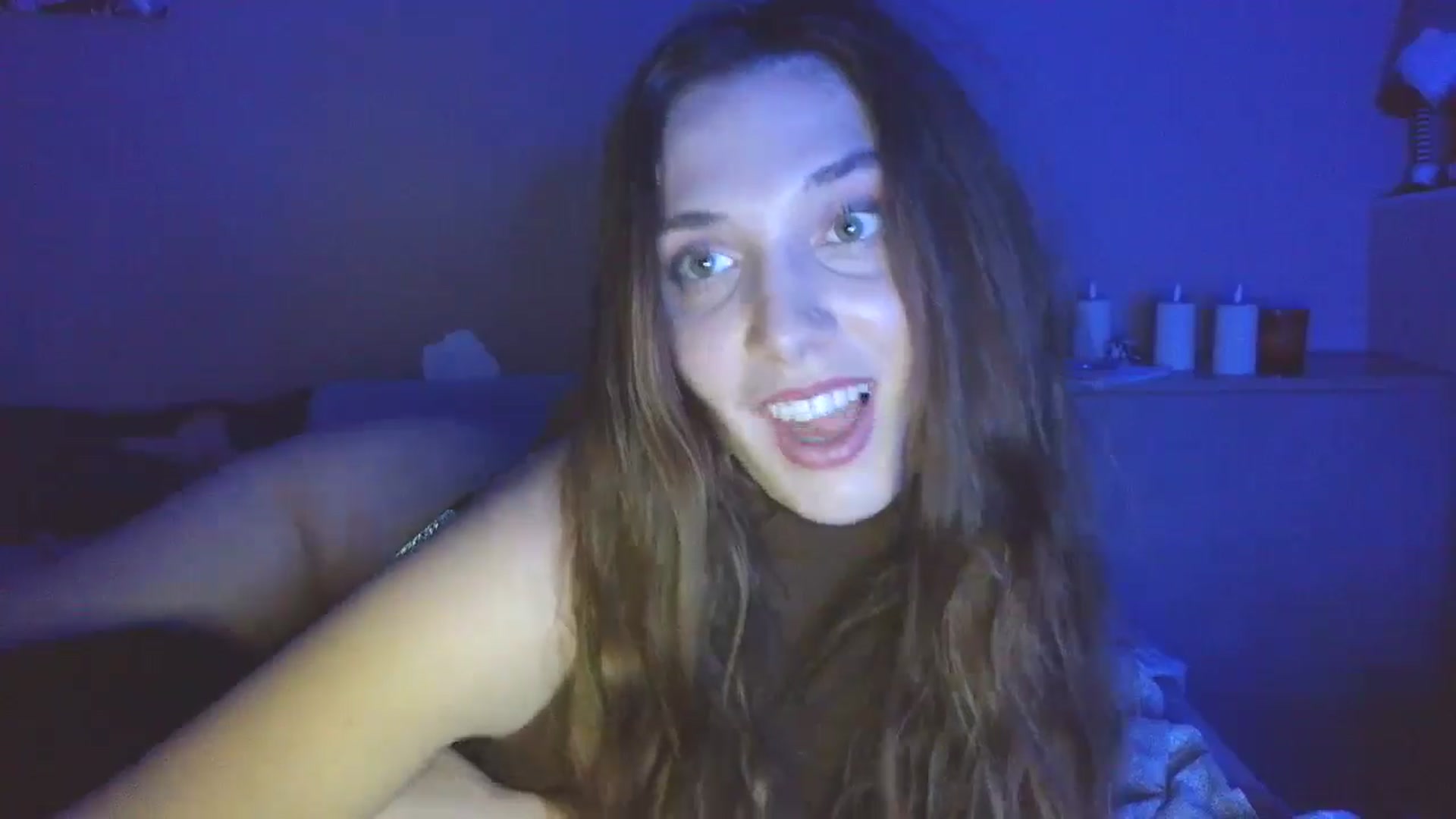 Gallery image thumbnail from HaleyReed's myfreecams stream on, 03/24/2025, 17:03 image 2 of 20
