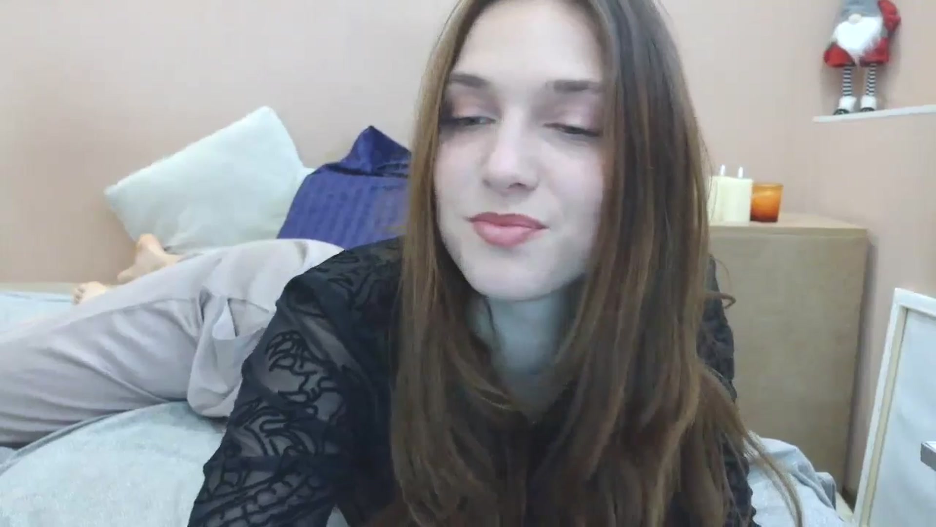 Gallery image thumbnail from HaleyReed's myfreecams stream on, 03/26/2025, 12:48 image 7 of 20