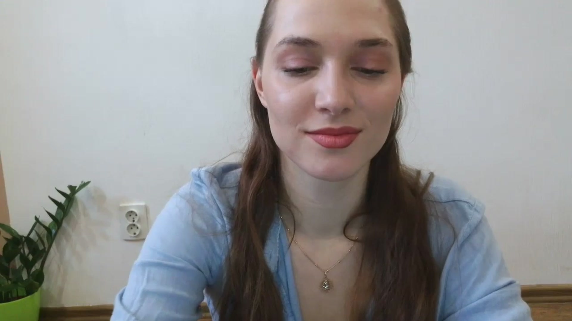 Gallery image thumbnail from HaleyReed's myfreecams stream on, 03/27/2025, 11:35 image 12 of 20