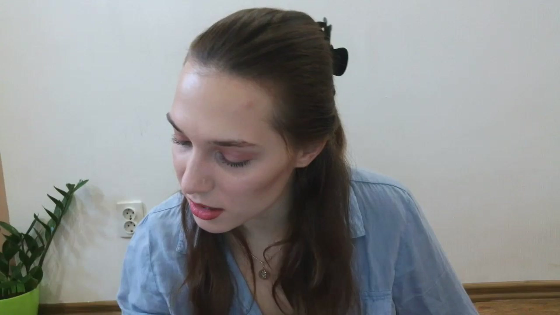 Gallery image thumbnail from HaleyReed's myfreecams stream on, 03/27/2025, 11:35 image 6 of 20