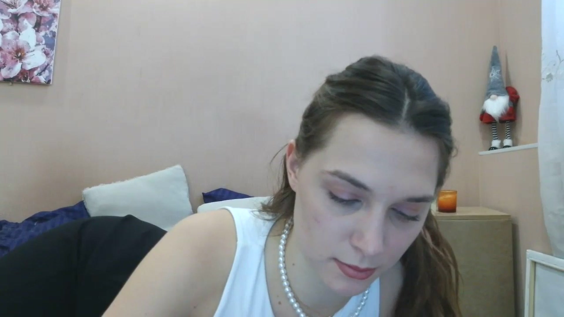 Gallery image thumbnail from HaleyReed's myfreecams stream on, 03/27/2025, 12:24 image 19 of 20