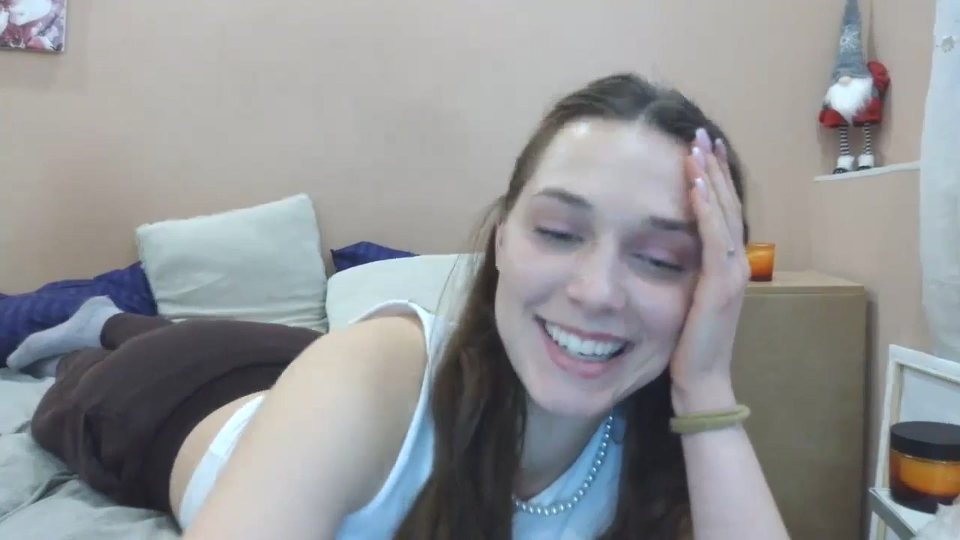Gallery image thumbnail from HaleyReed's myfreecams stream on, 03/27/2025, 15:07 image 7 of 20