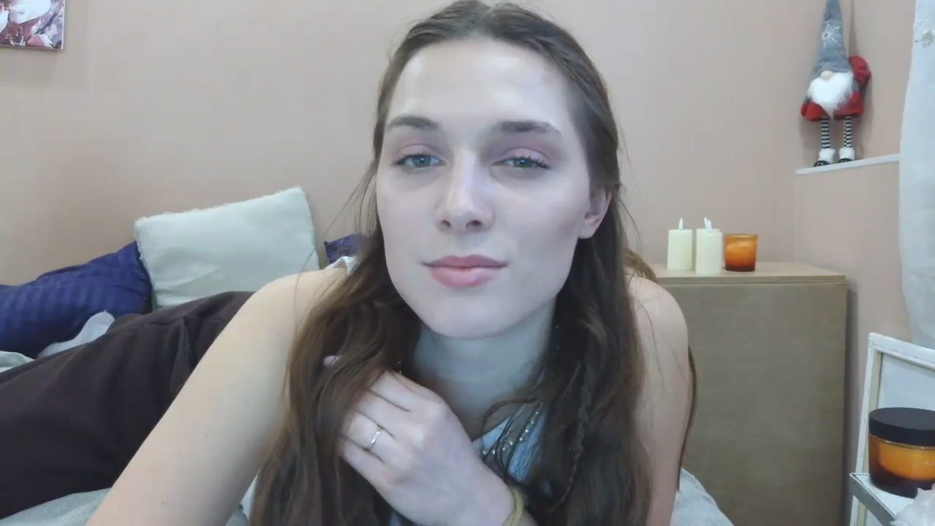 Gallery image thumbnail from HaleyReed's myfreecams stream on, 03/27/2025, 15:07 image 9 of 20