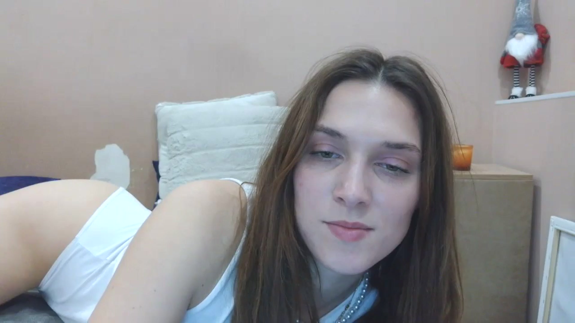 Gallery image thumbnail from HaleyReed's myfreecams stream on, 03/27/2025, 16:19 image 1 of 20