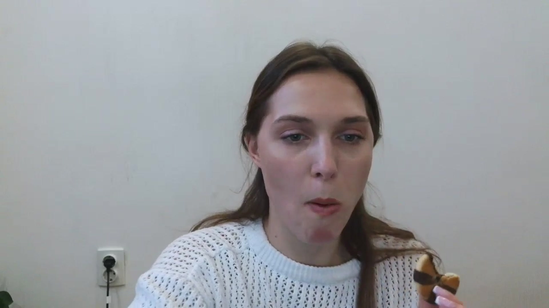 Gallery image thumbnail from HaleyReed's myfreecams stream on, 03/28/2025, 15:08 image 6 of 20