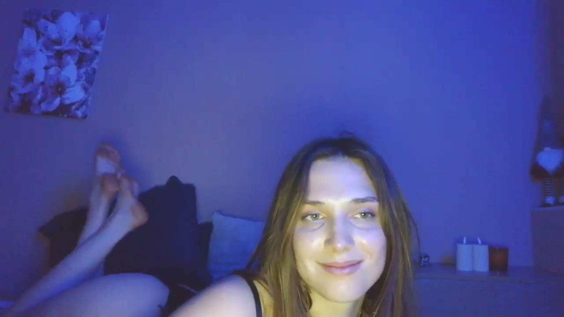 Gallery image thumbnail from HaleyReed's myfreecams stream on, 03/28/2025, 16:30 image 12 of 20