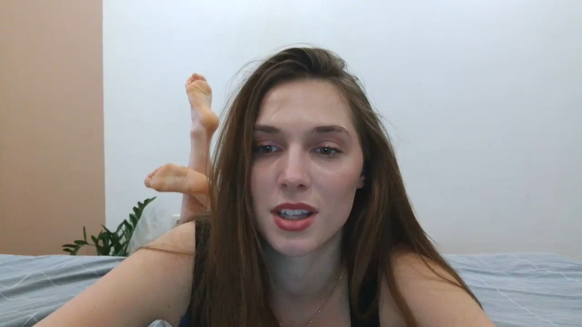 Gallery image thumbnail from HaleyReed's myfreecams stream on, 03/30/2025, 13:25 image 18 of 20