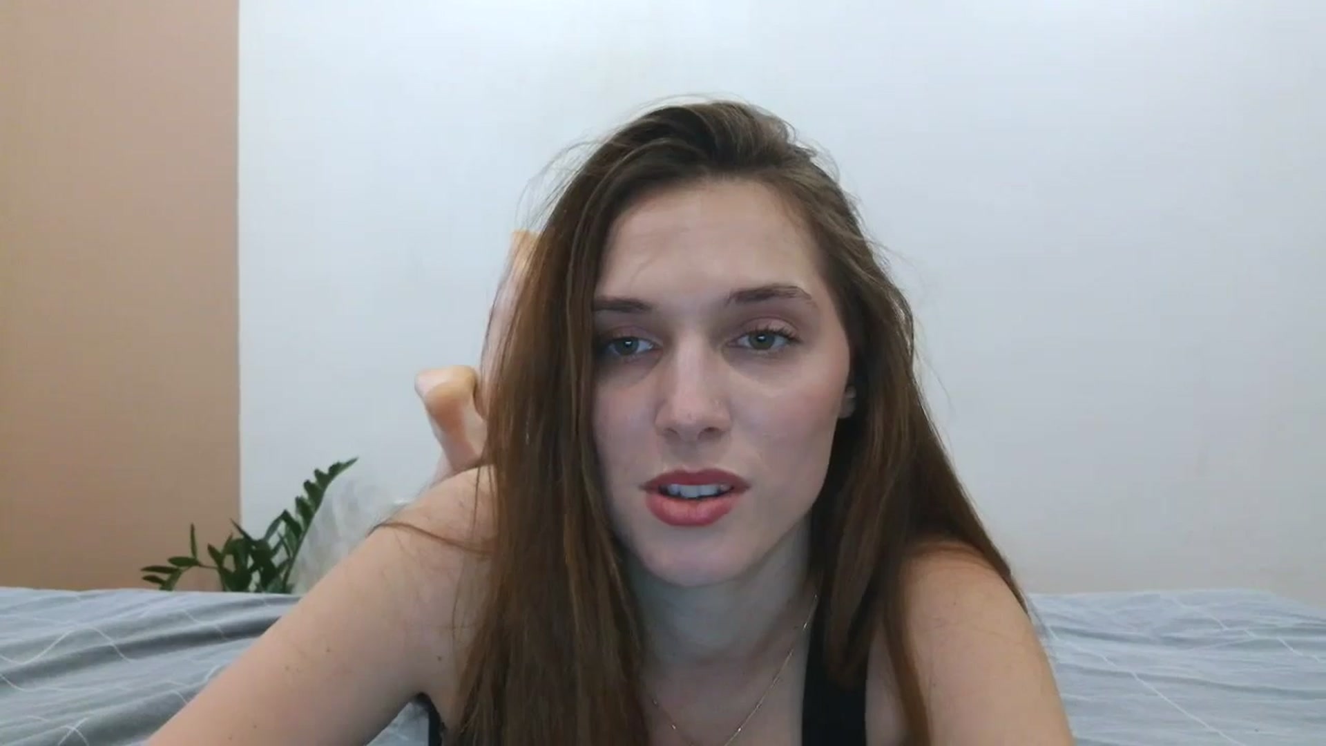 Gallery image thumbnail from HaleyReed's myfreecams stream on, 03/30/2025, 13:25 image 15 of 20