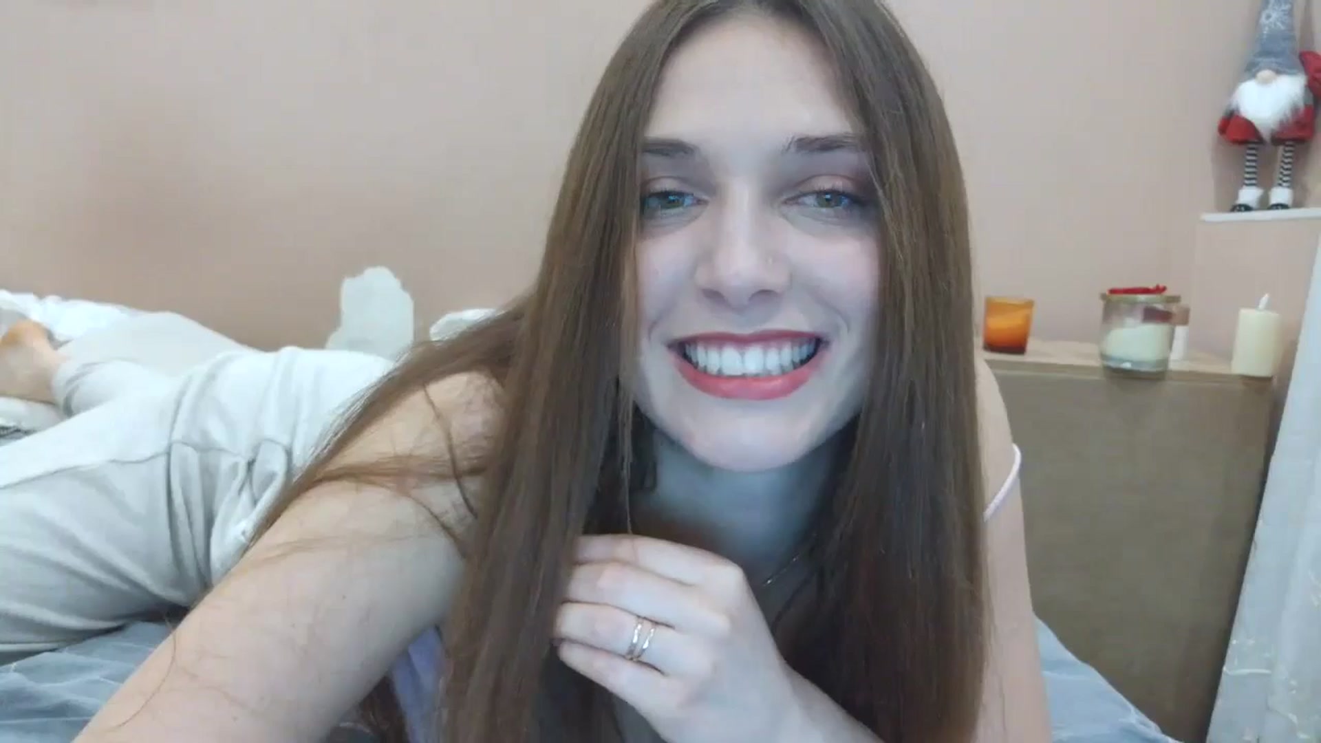 Gallery image thumbnail from HaleyReed's myfreecams stream on, 03/31/2025, 12:29 image 4 of 20