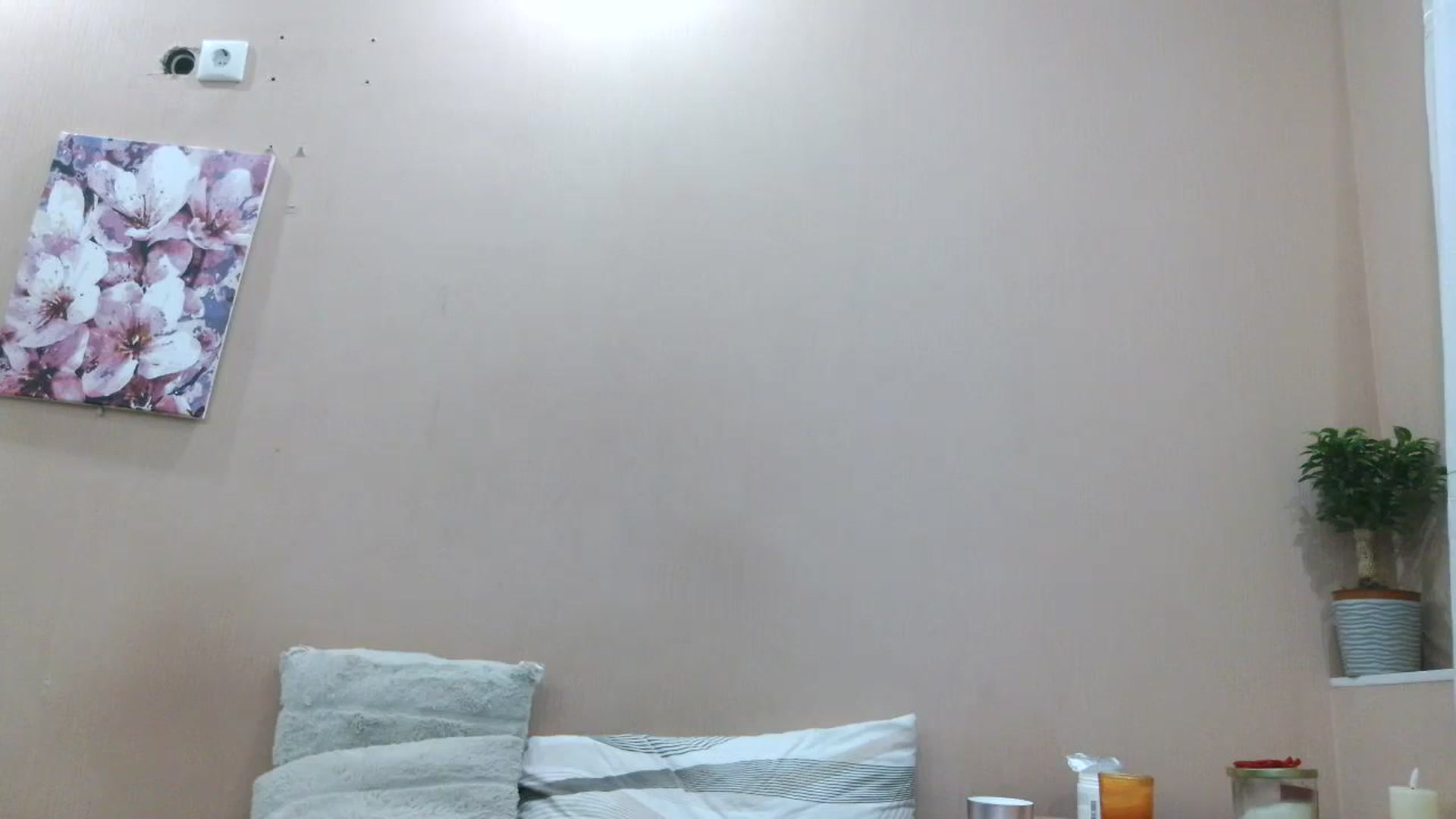 Gallery image thumbnail from HaleyReed's myfreecams stream on, 03/31/2025, 13:24 image 11 of 20