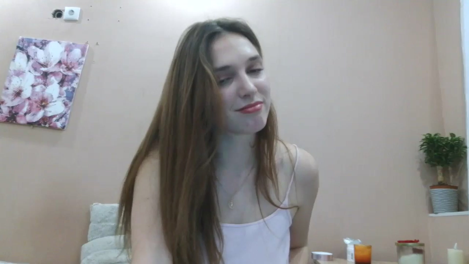 Gallery image thumbnail from HaleyReed's myfreecams stream on, 03/31/2025, 13:24 image 6 of 20
