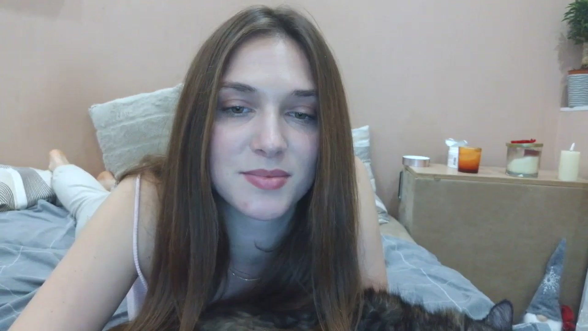 Gallery image thumbnail from HaleyReed's myfreecams stream on, 03/31/2025, 15:41 image 8 of 20