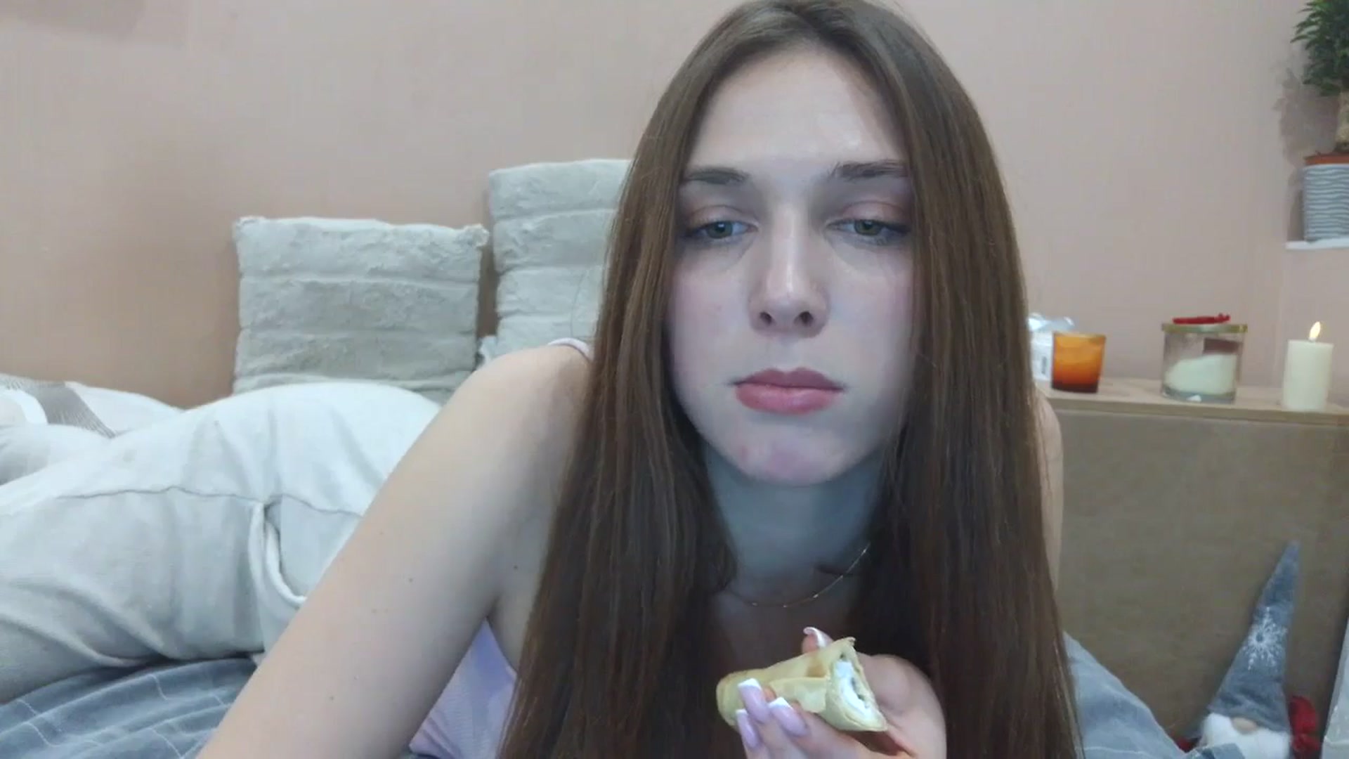 Gallery image thumbnail from HaleyReed's myfreecams stream on, 03/31/2025, 15:41 image 3 of 20