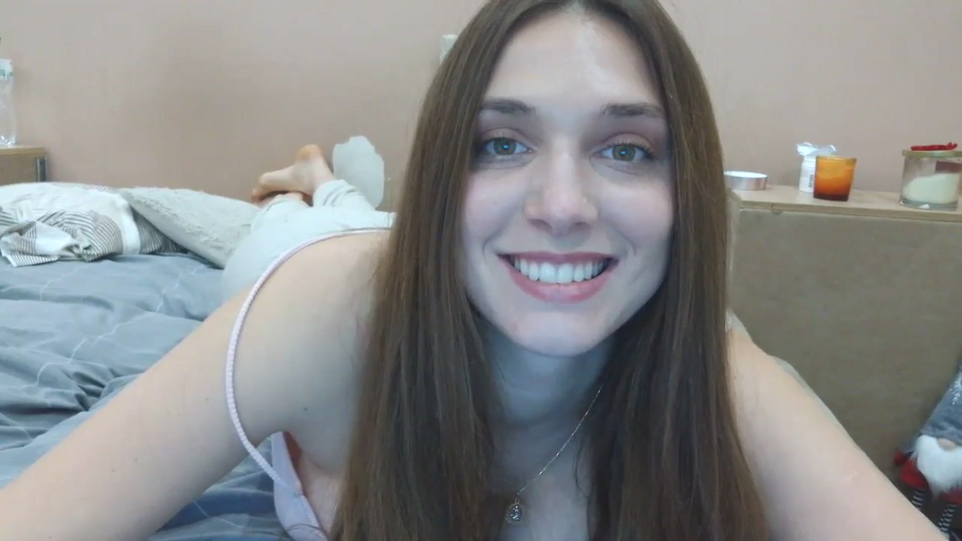 Gallery image thumbnail from HaleyReed's myfreecams stream on, 03/31/2025, 17:02 image 10 of 20