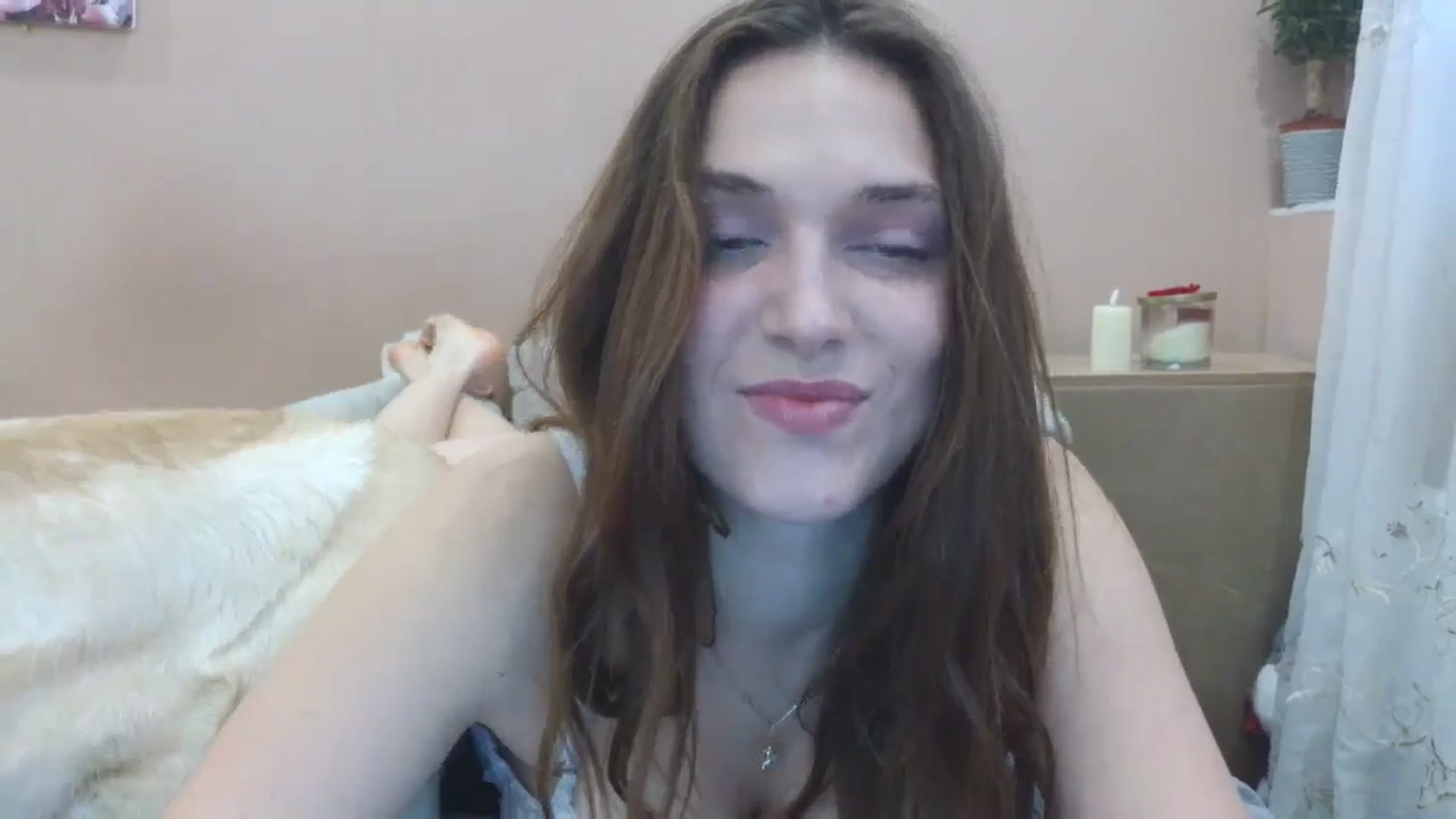 Gallery image thumbnail from HaleyReed's myfreecams stream on, 04/02/2025, 11:29 image 6 of 20