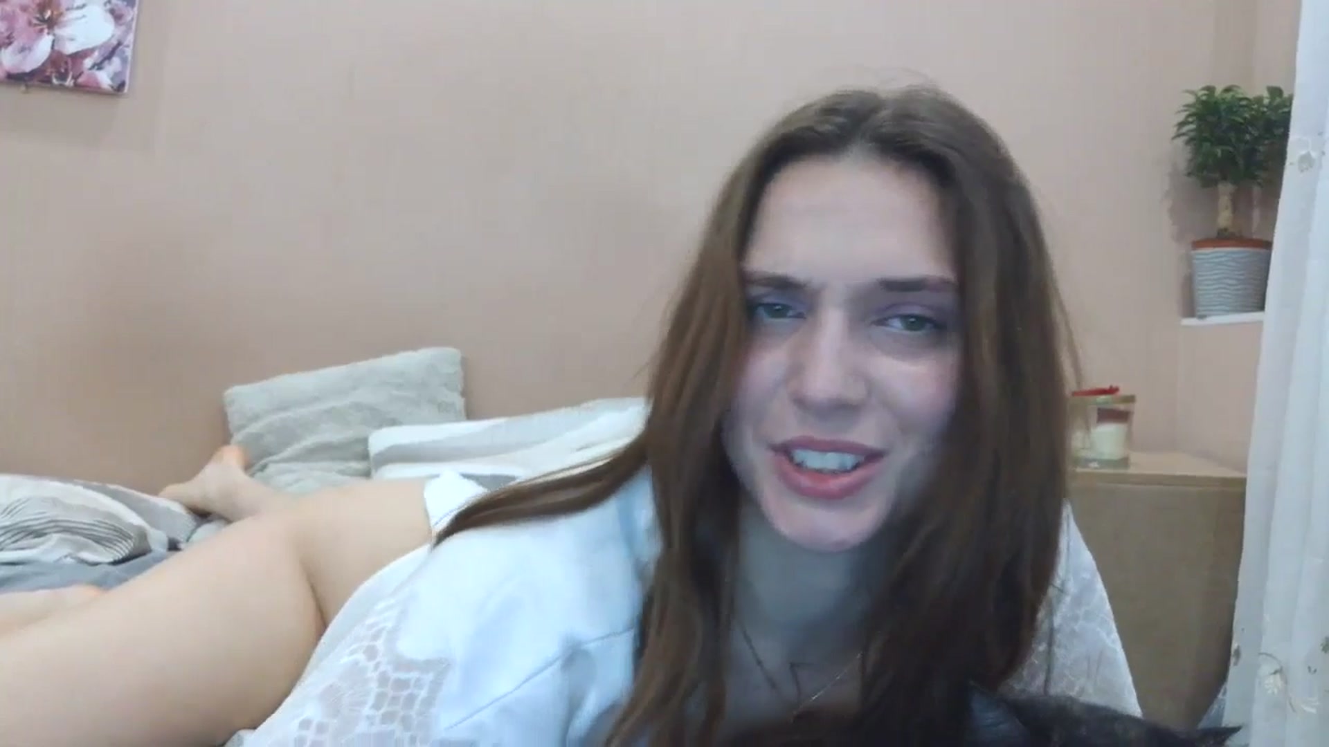 Gallery image thumbnail from HaleyReed's myfreecams stream on, 04/02/2025, 14:29 image 3 of 20