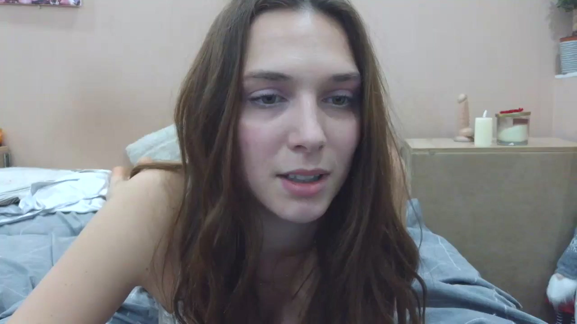 Gallery image thumbnail from HaleyReed's myfreecams stream on, 04/02/2025, 16:14 image 1 of 20