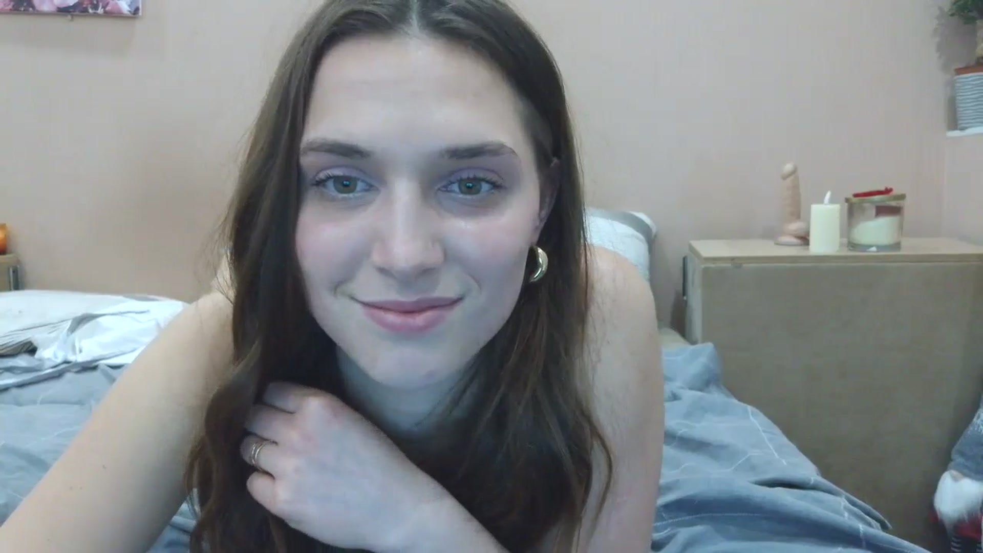 Gallery image thumbnail from HaleyReed's myfreecams stream on, 04/02/2025, 16:14 image 6 of 20
