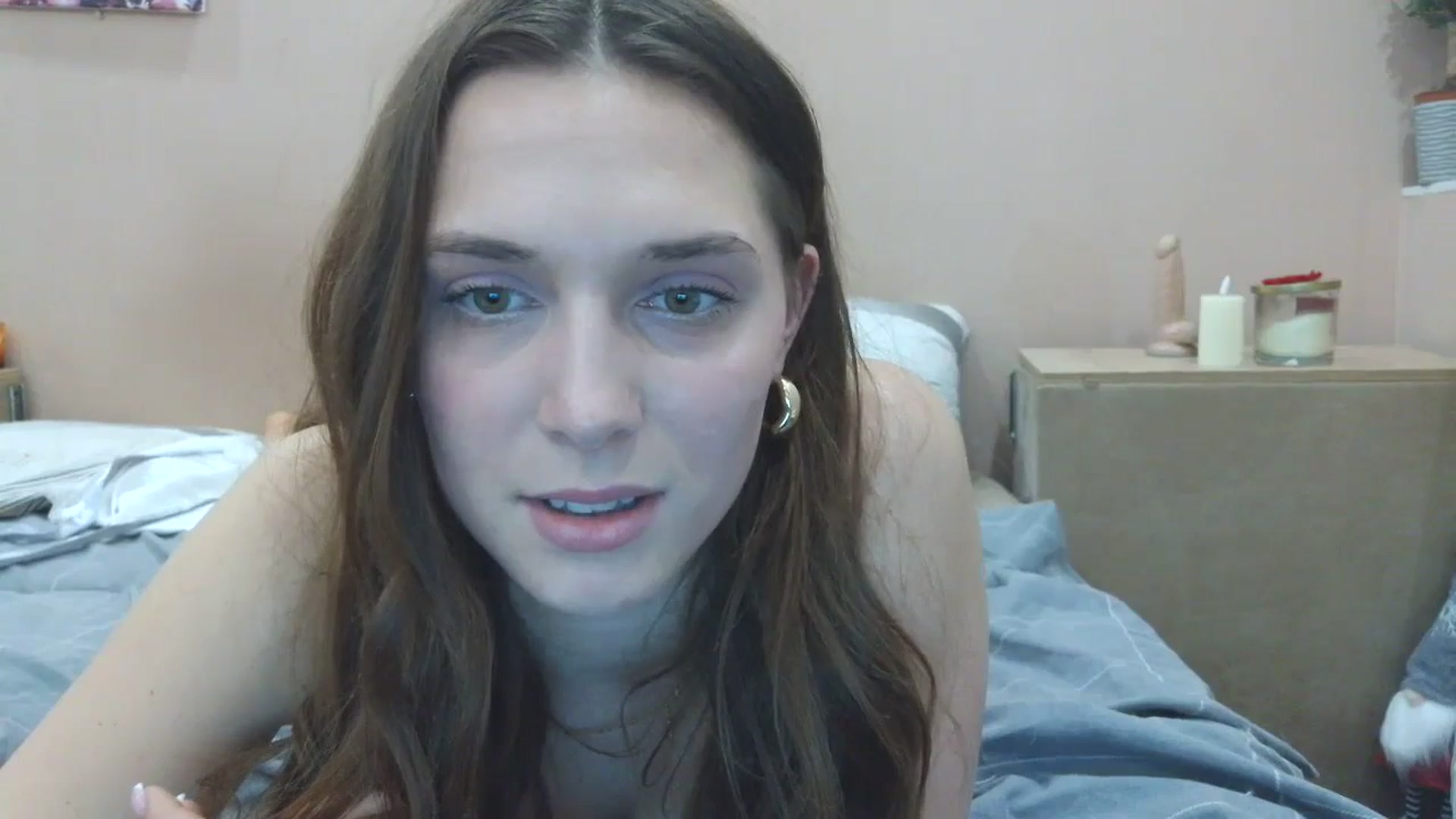 Gallery image thumbnail from HaleyReed's myfreecams stream on, 04/02/2025, 16:14 image 3 of 20
