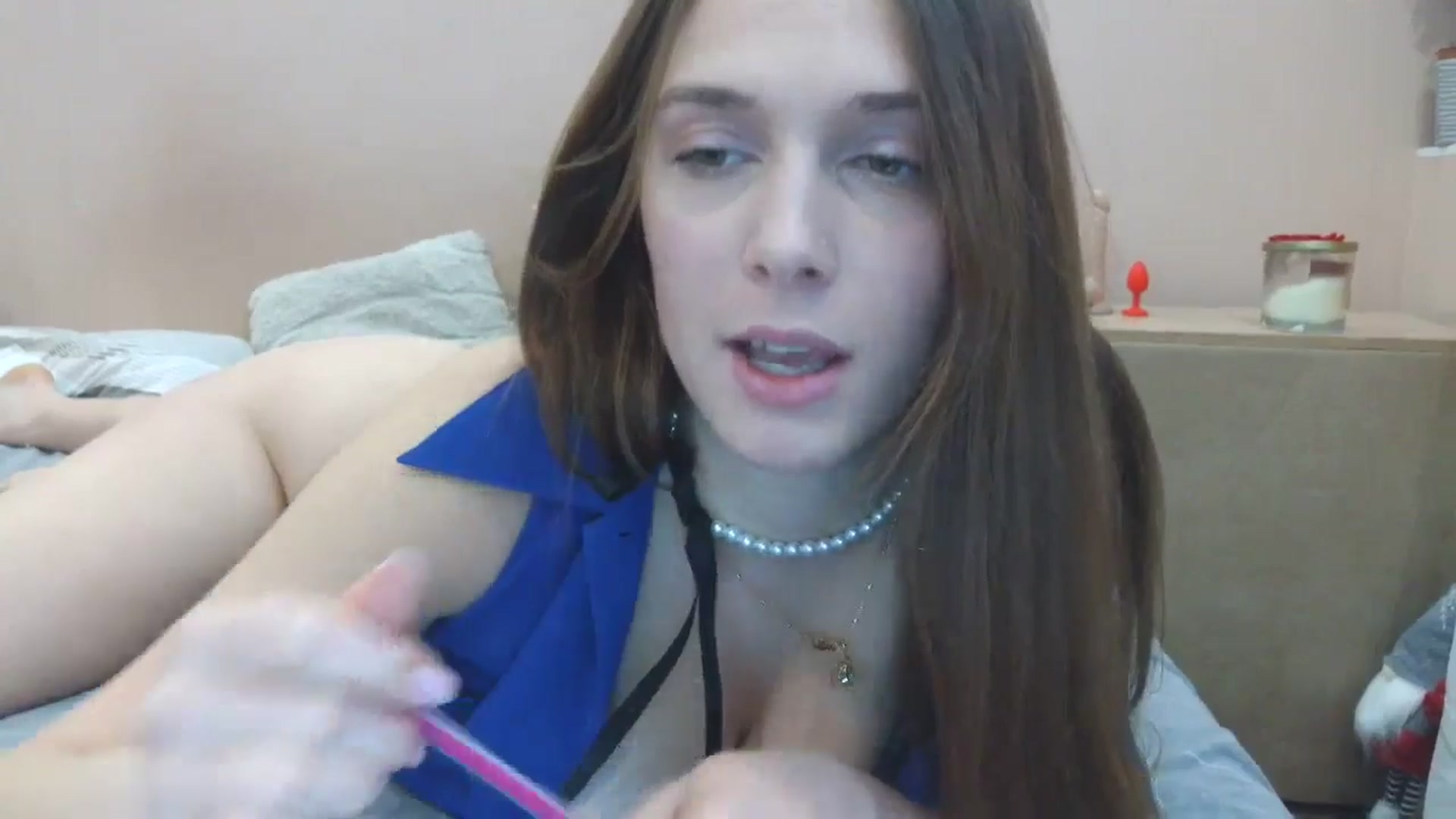 Gallery image thumbnail from HaleyReed's myfreecams stream on, 04/03/2025, 13:02 image 12 of 20