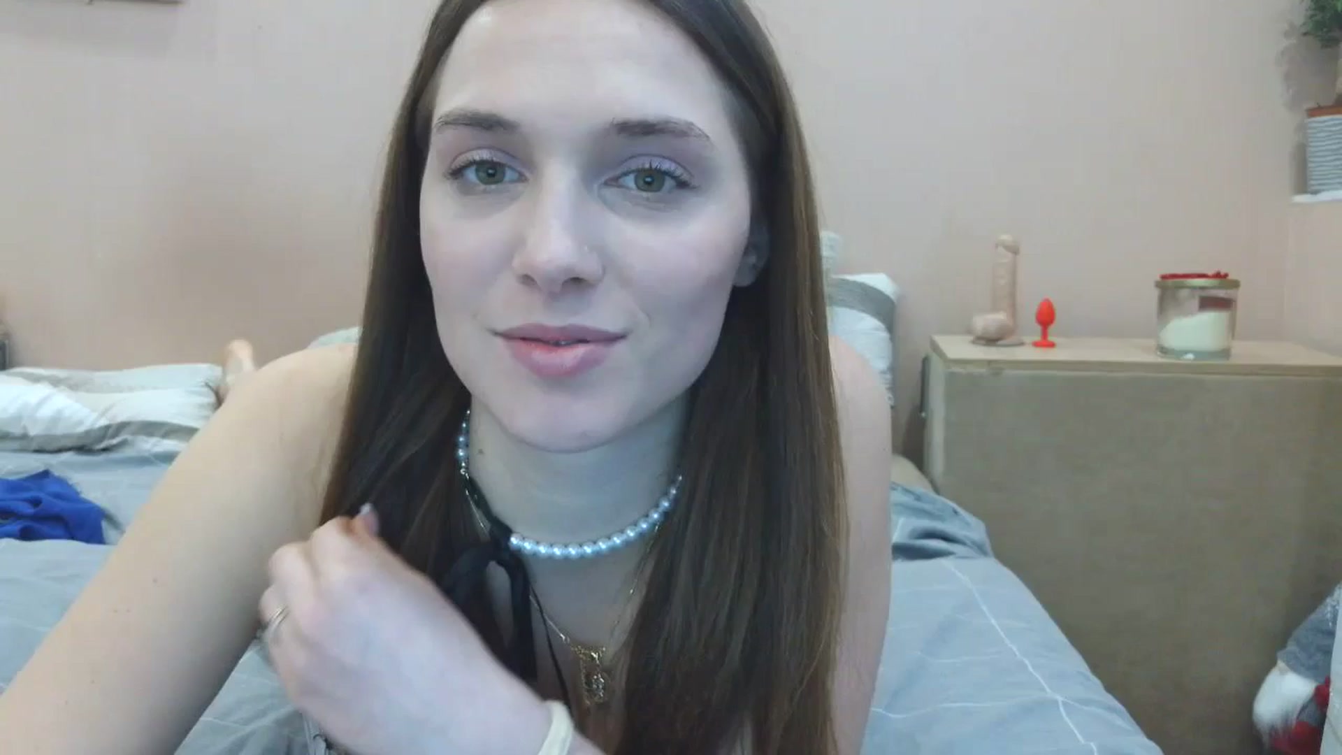 Gallery image thumbnail from HaleyReed's myfreecams stream on, 04/03/2025, 14:24 image 6 of 20