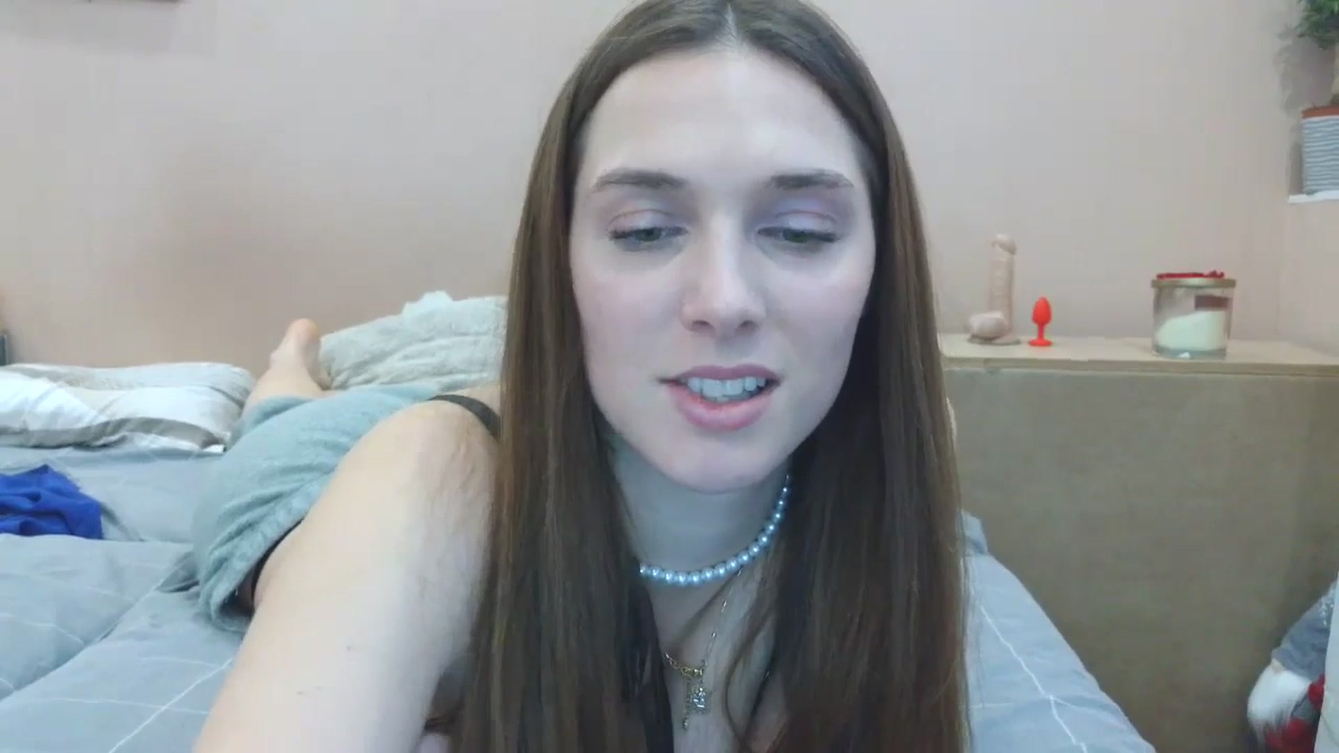 Gallery image thumbnail from HaleyReed's myfreecams stream on, 04/03/2025, 14:24 image 7 of 20