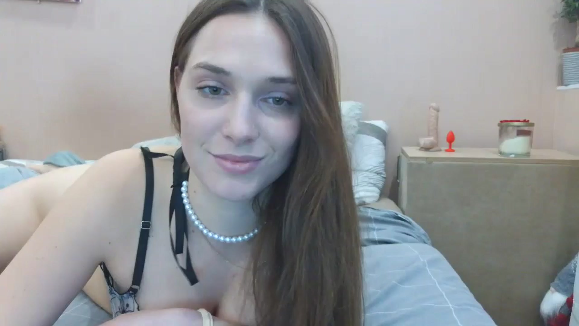 Gallery image thumbnail from HaleyReed's myfreecams stream on, 04/03/2025, 14:24 image 16 of 20