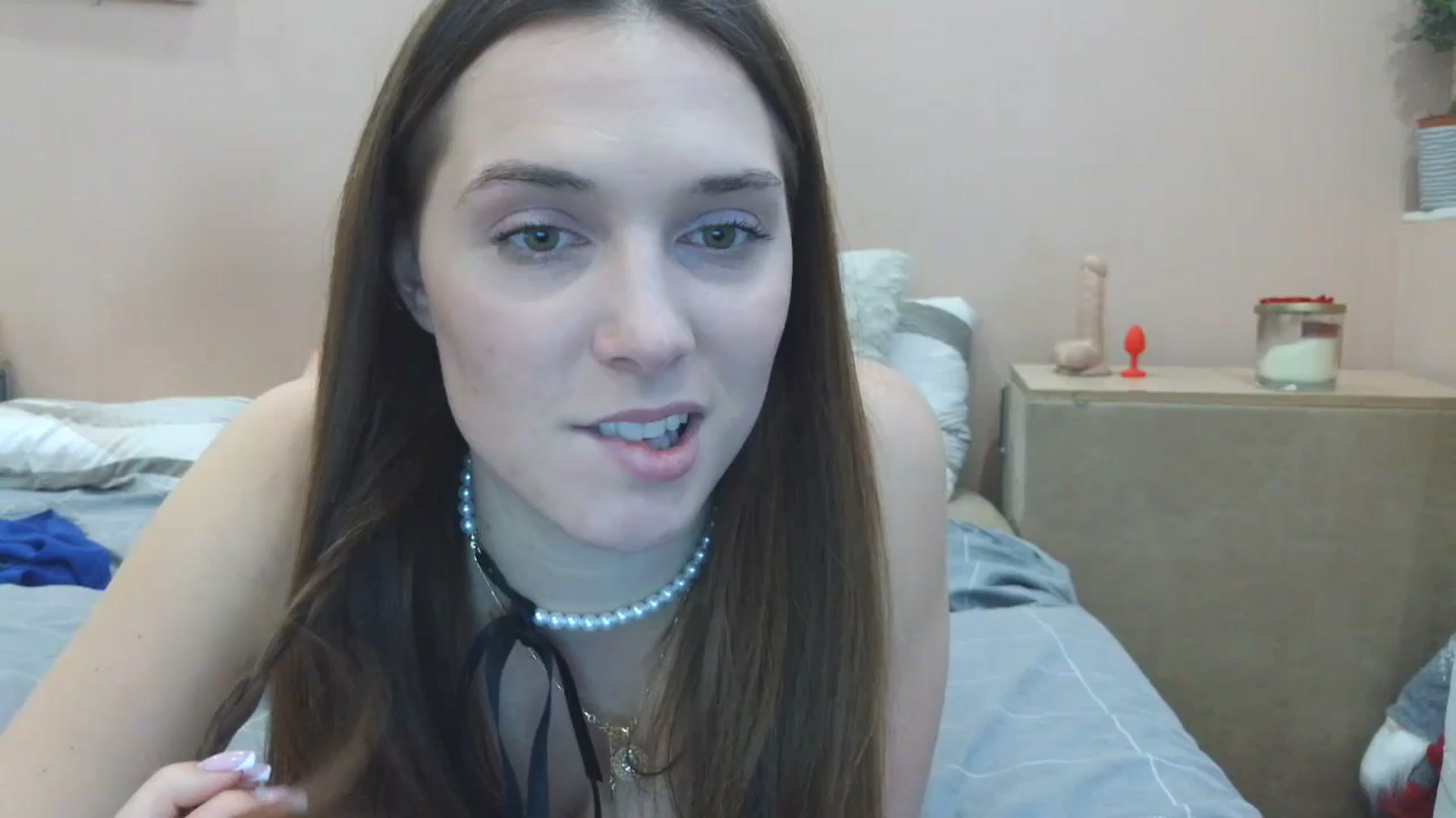 Gallery image thumbnail from HaleyReed's myfreecams stream on, 04/03/2025, 14:24 image 4 of 20