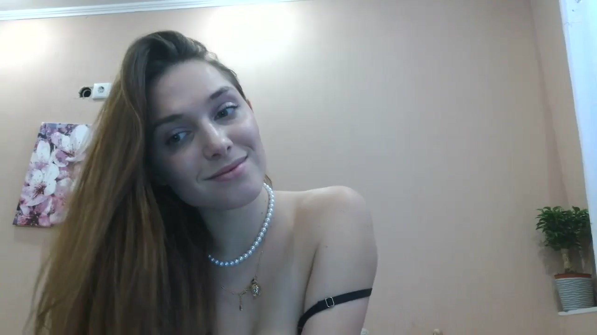 Gallery image thumbnail from HaleyReed's myfreecams stream on, 04/03/2025, 15:08 image 6 of 20