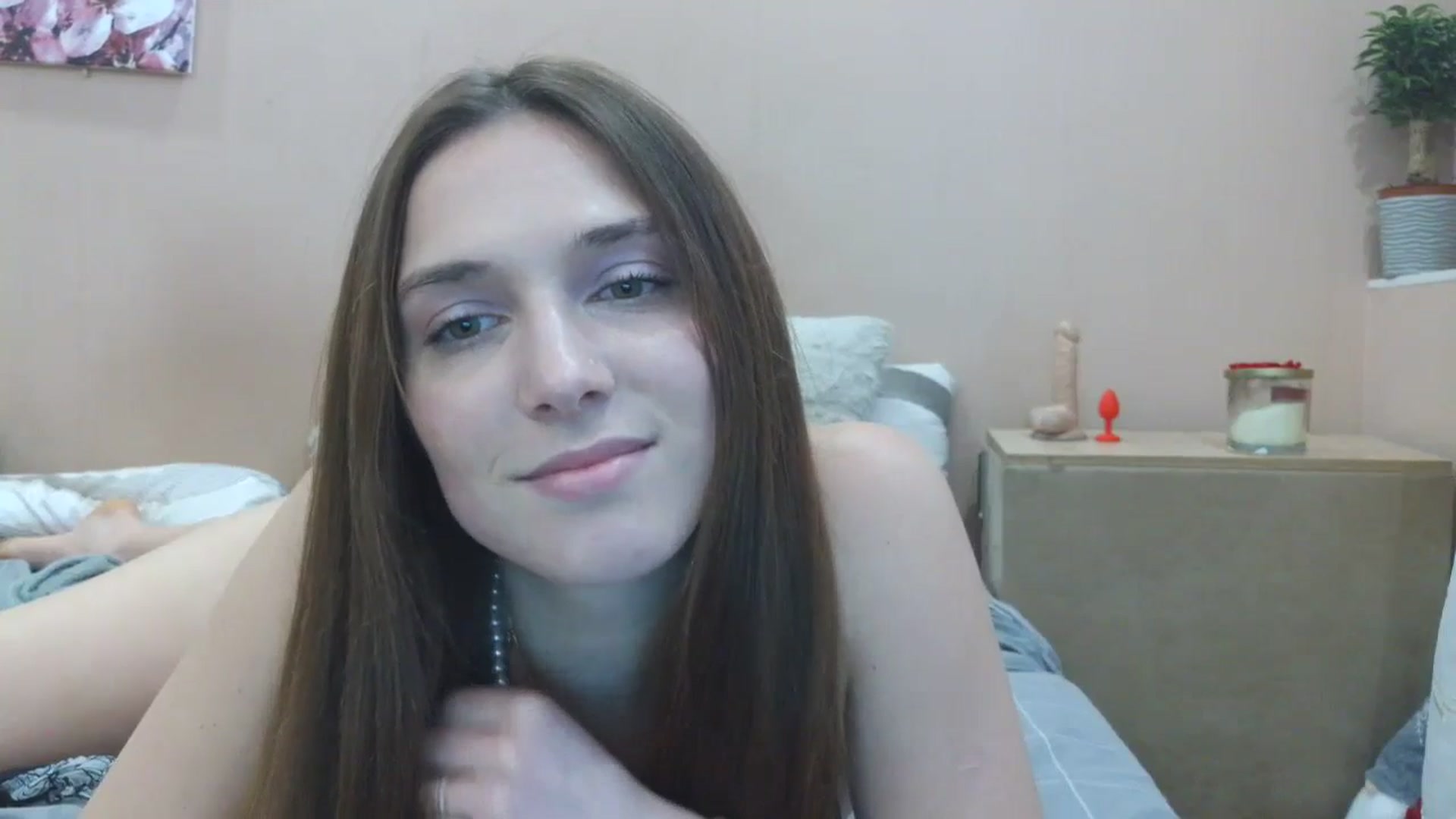 Gallery image thumbnail from HaleyReed's myfreecams stream on, 04/03/2025, 15:08 image 17 of 20