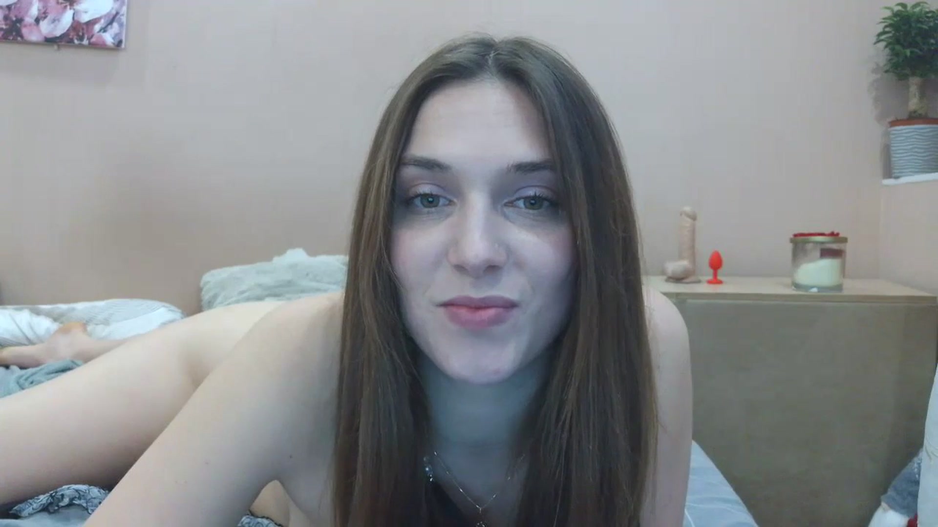 Gallery image thumbnail from HaleyReed's myfreecams stream on, 04/03/2025, 15:08 image 15 of 20