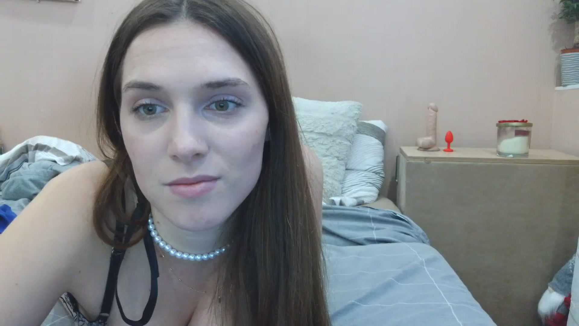 Gallery image thumbnail from HaleyReed's myfreecams stream on, 04/03/2025, 15:08 image 2 of 20