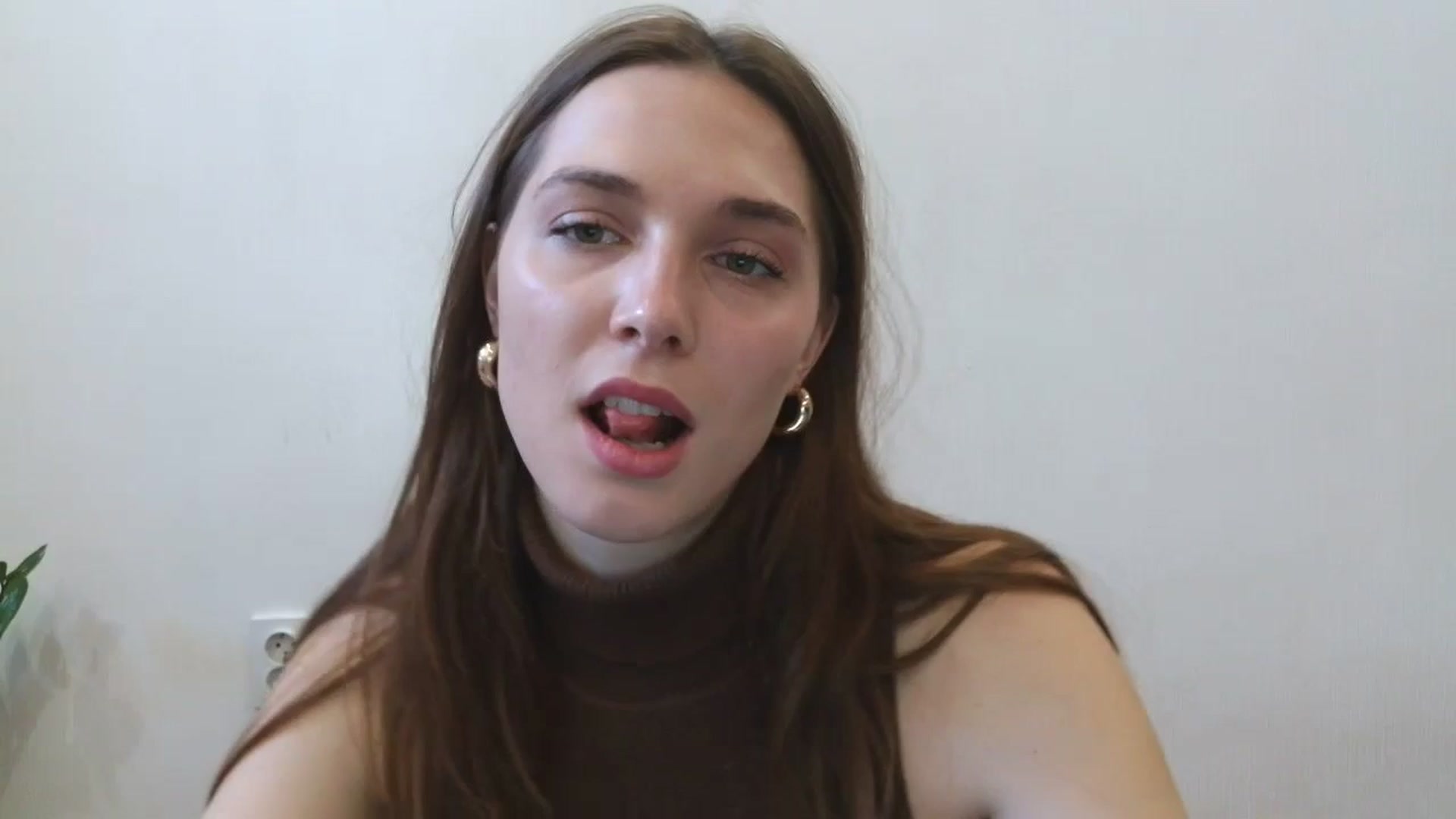 Gallery image thumbnail from HaleyReed's myfreecams stream on, 04/04/2025, 10:03 image 2 of 20