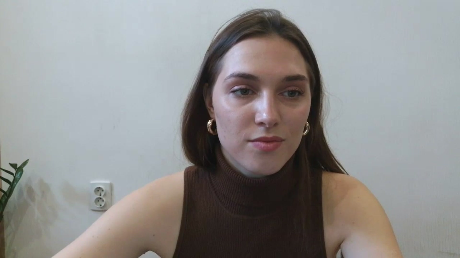 Gallery image thumbnail from HaleyReed's myfreecams stream on, 04/04/2025, 10:03 image 16 of 20