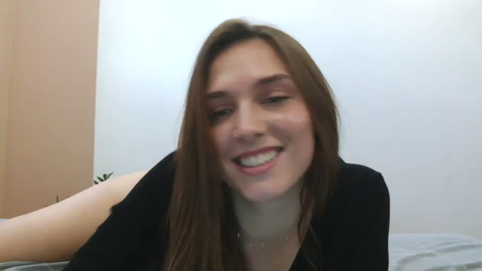 Gallery image thumbnail from HaleyReed's myfreecams stream on, 04/04/2025, 10:53 image 19 of 20