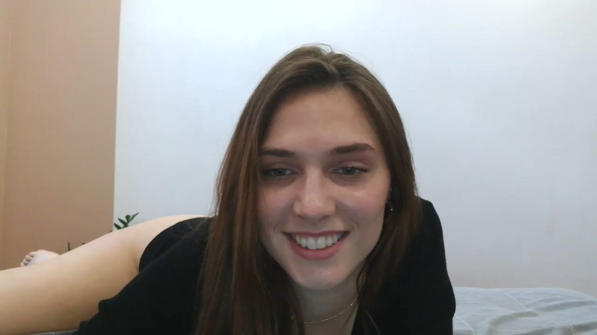 Gallery image thumbnail from HaleyReed's myfreecams stream on, 04/04/2025, 10:53 image 15 of 20
