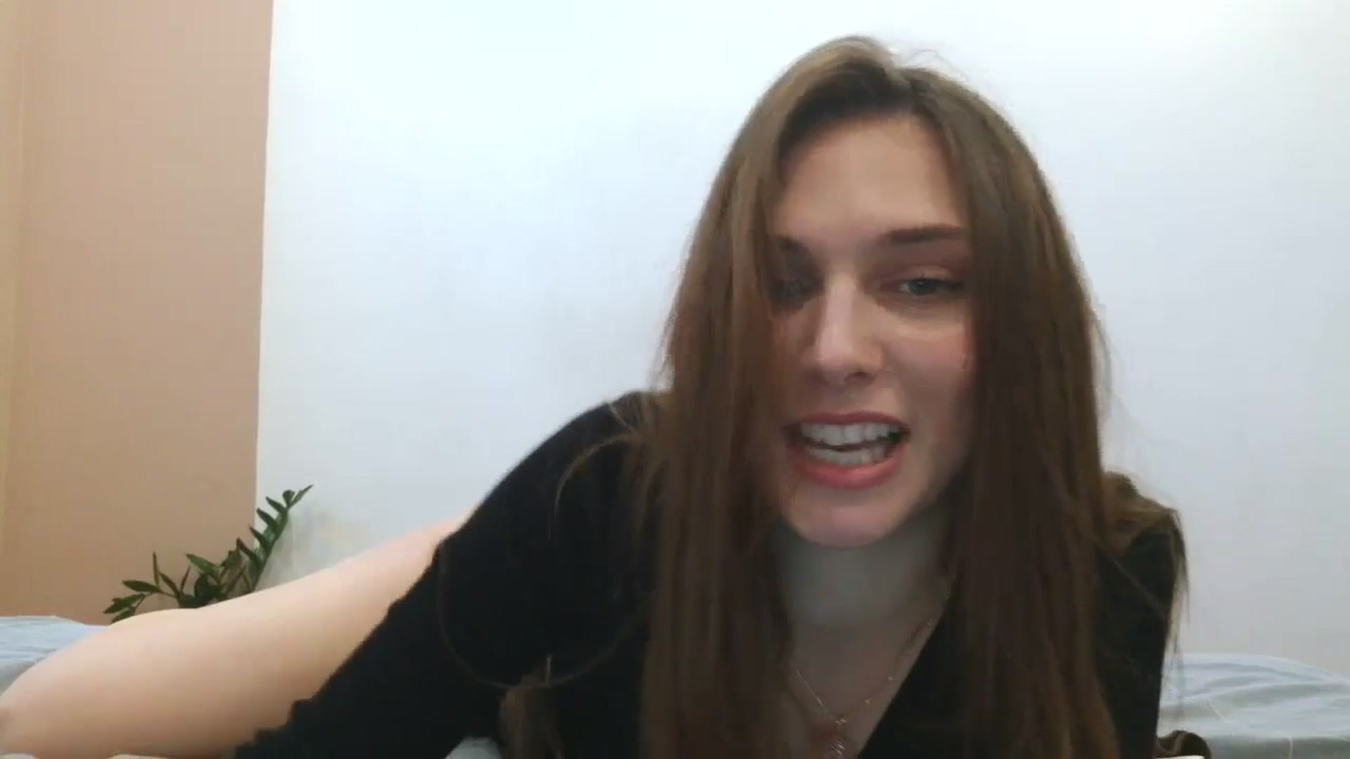 Gallery image thumbnail from HaleyReed's myfreecams stream on, 04/04/2025, 10:53 image 8 of 20