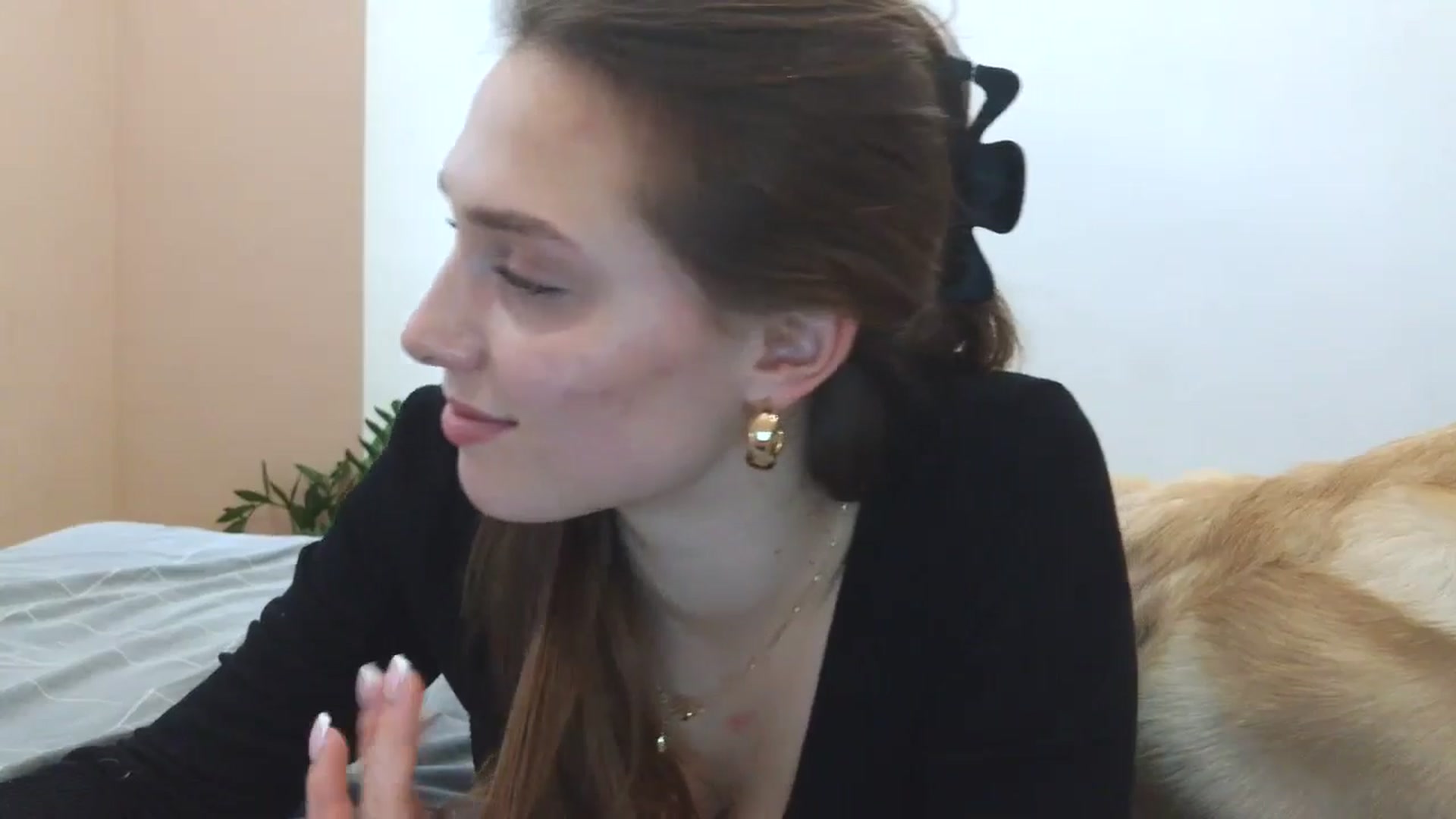 Gallery image thumbnail from HaleyReed's myfreecams stream on, 04/04/2025, 11:40 image 11 of 20