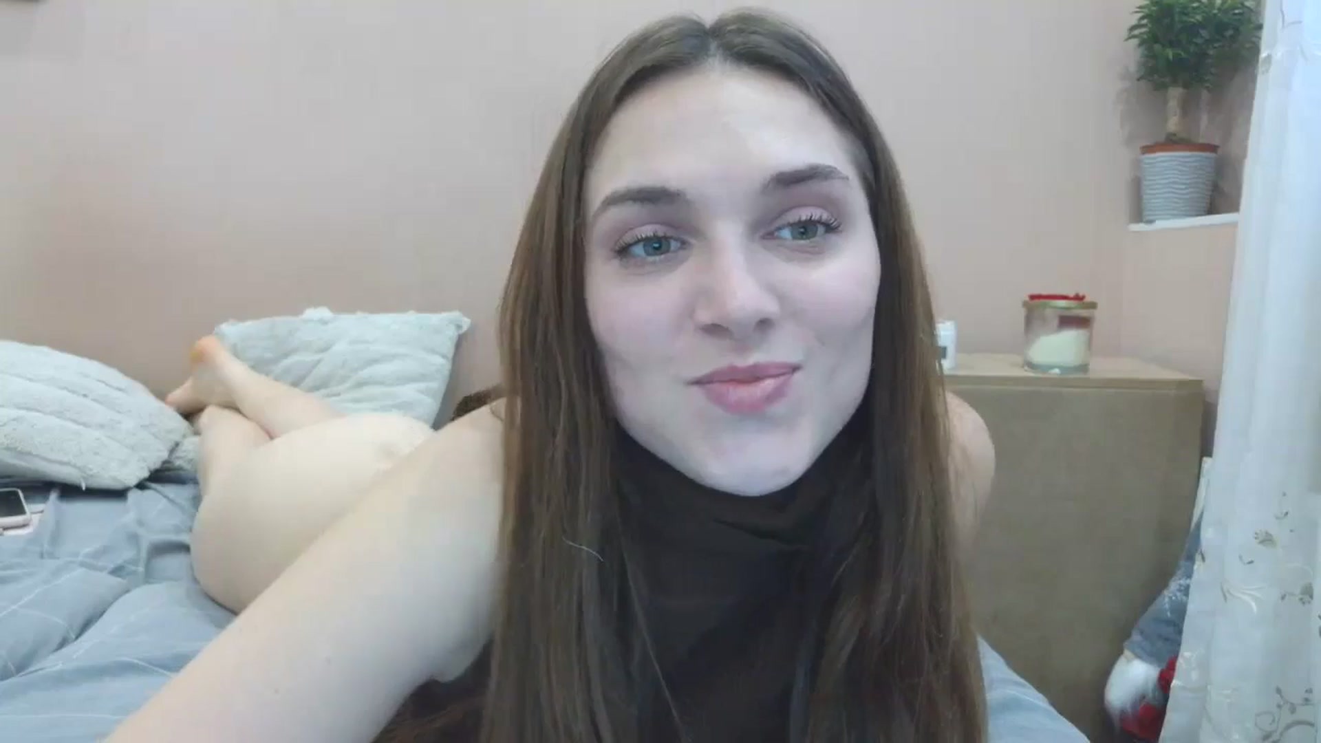 Gallery image thumbnail from HaleyReed's myfreecams stream on, 04/04/2025, 12:28 image 17 of 20