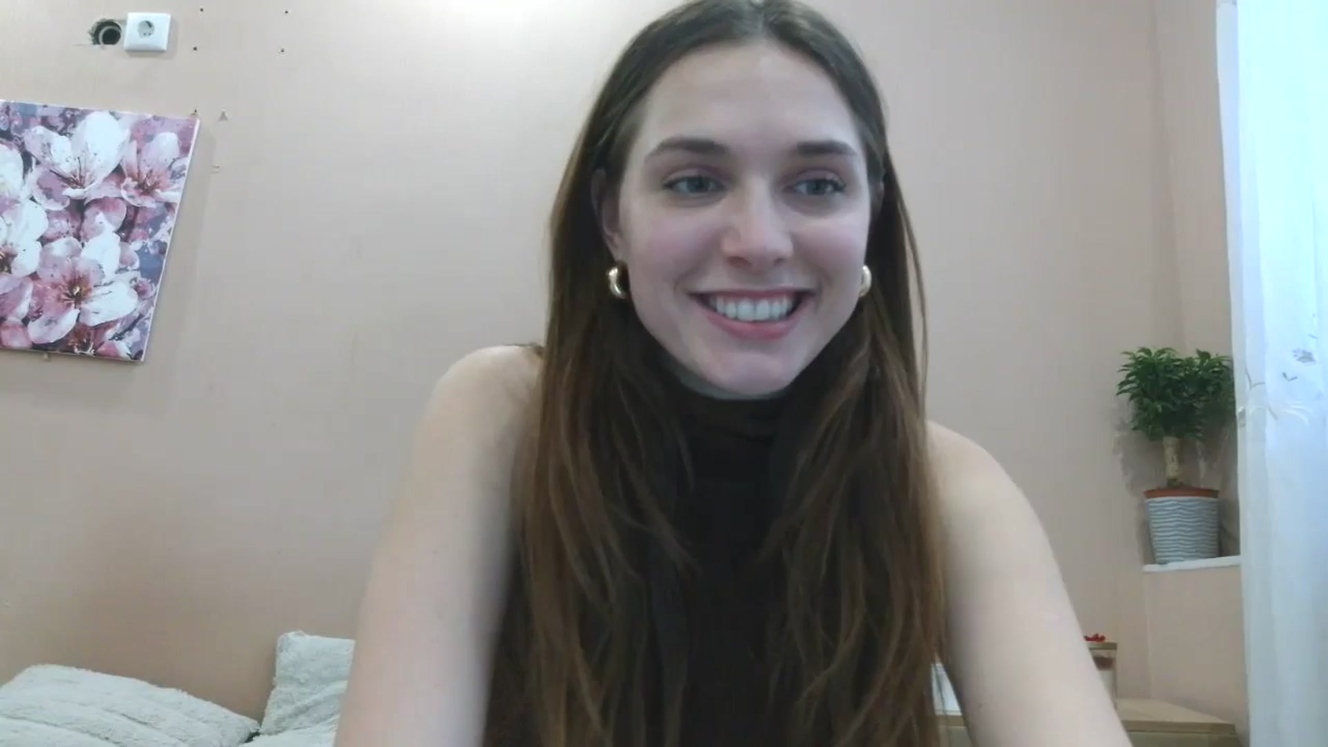 Gallery image thumbnail from HaleyReed's myfreecams stream on, 04/04/2025, 12:28 image 9 of 20