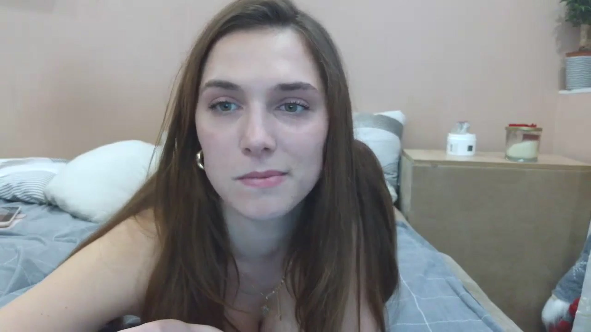 Gallery image thumbnail from HaleyReed's myfreecams stream on, 04/04/2025, 14:29 image 20 of 20