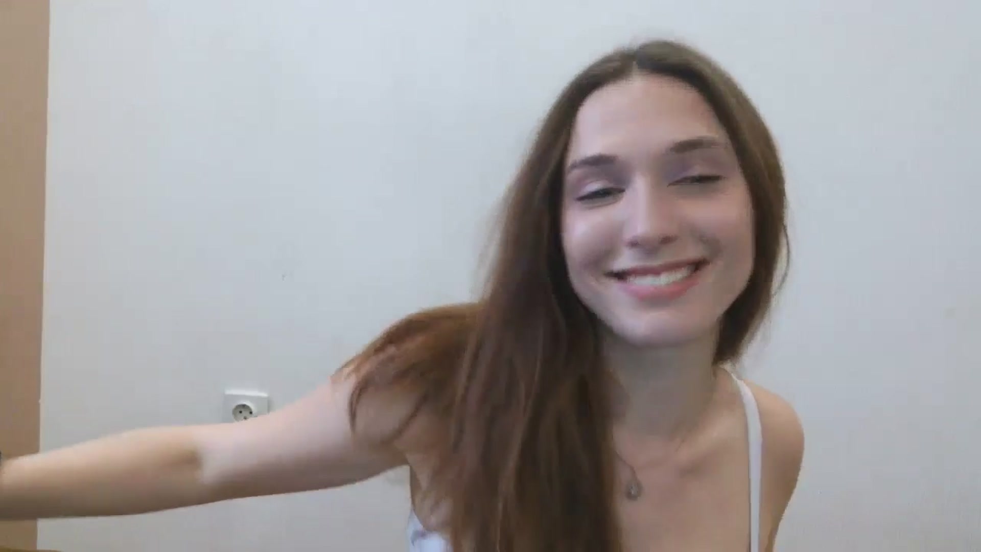 Gallery image thumbnail from HaleyReed's myfreecams stream on, 04/06/2025, 12:35 image 18 of 20