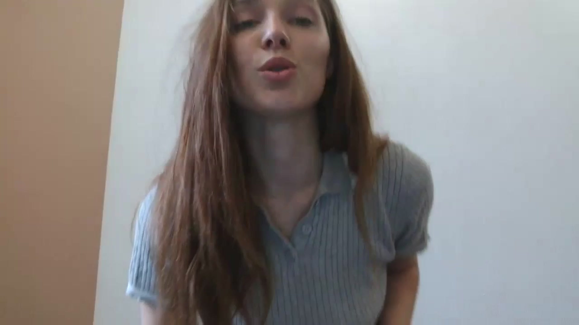 Gallery image thumbnail from HaleyReed's myfreecams stream on, 04/06/2025, 13:31 image 16 of 20