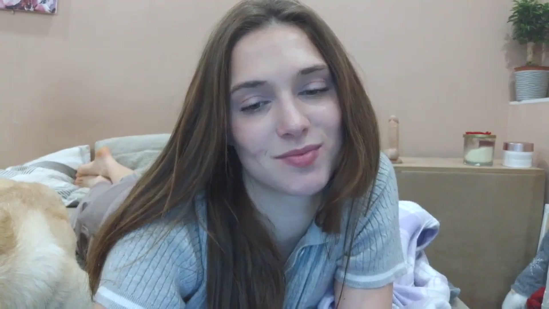 Gallery image thumbnail from HaleyReed's myfreecams stream on, 04/06/2025, 15:24 image 7 of 20