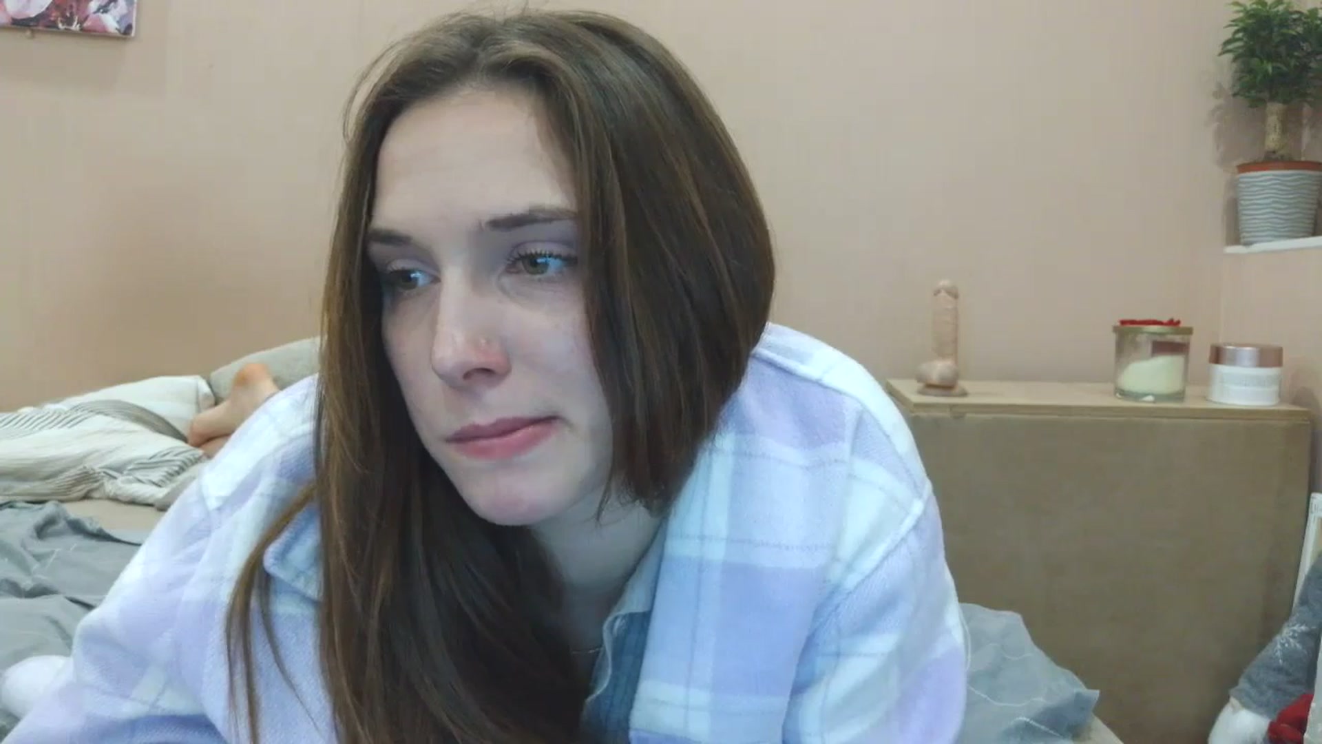 Gallery image thumbnail from HaleyReed's myfreecams stream on, 04/06/2025, 15:24 image 5 of 20
